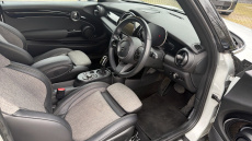 MINI Hatchback 135kW Cooper S Level 2 33kWh 3dr Auto Electric Hatchback